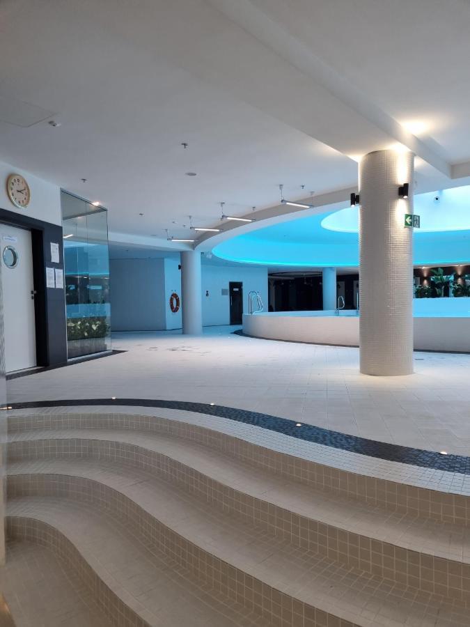 Jbhotels Apartament Comfort Hanza Tower Stettin Exterior foto